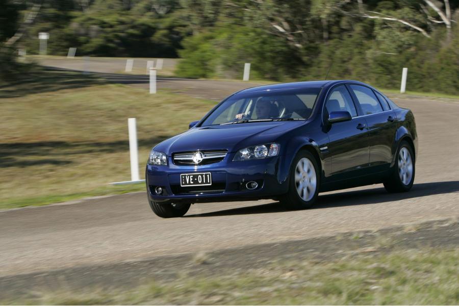  Holden Berlina 2006 года  (фото 16 из 37)
